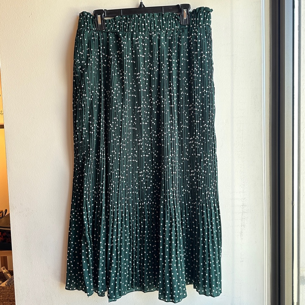 Forest green polka dot midi skirt, XXL